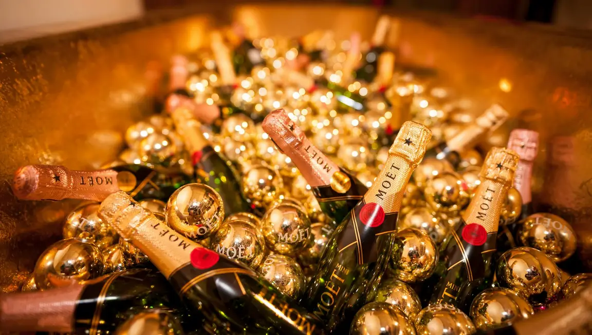Champagne 2025: Prices Skyrocket, rare bottles
