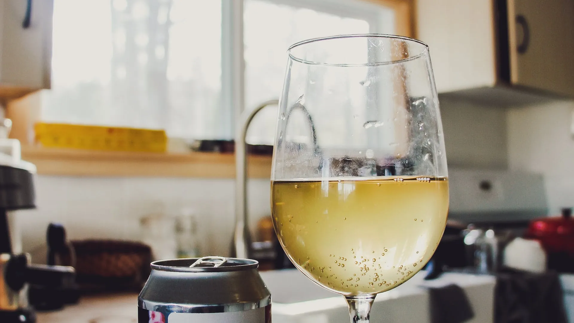 Il vino in lattina: un futuro vincente per l'enologia moderna